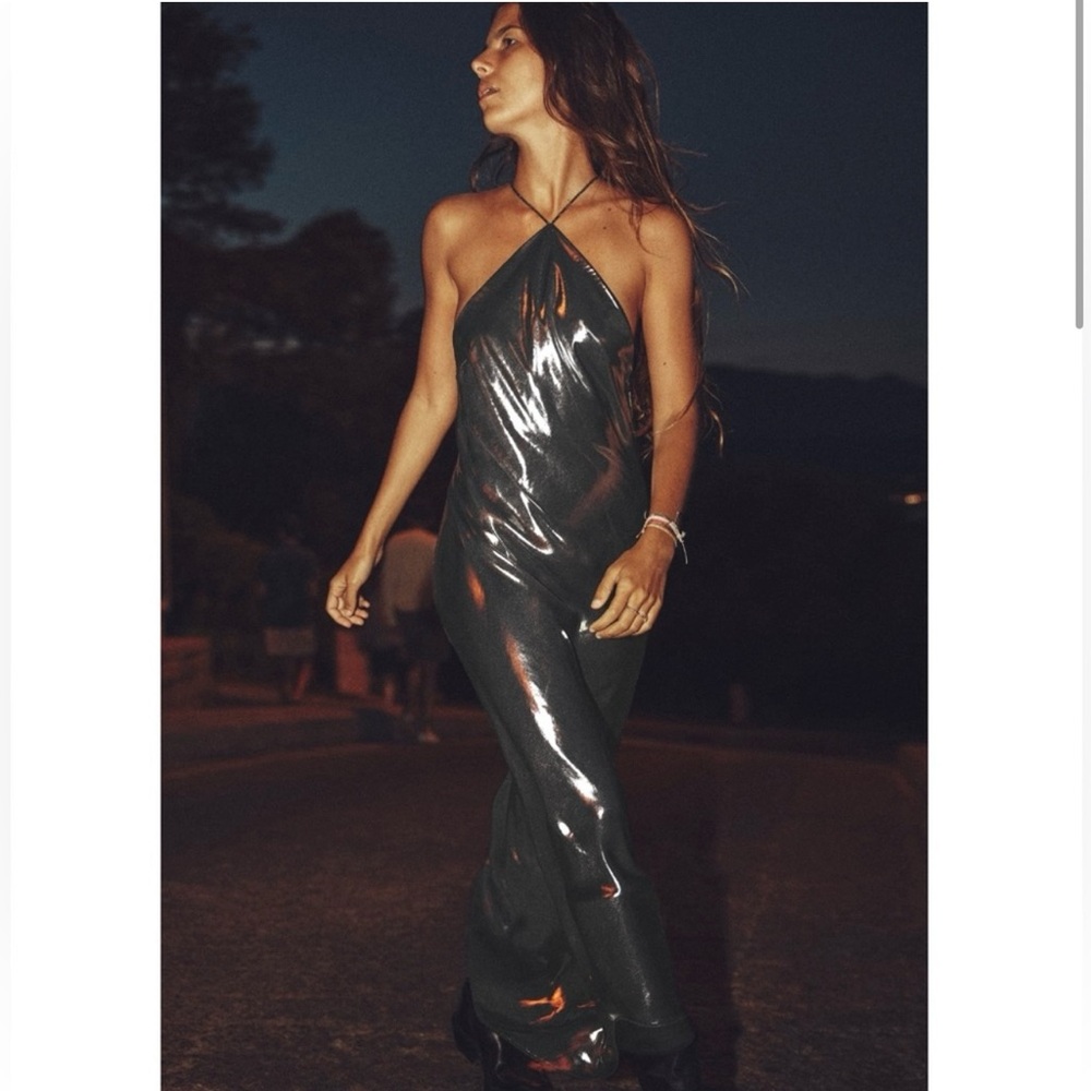 ❤️SOLD❤️ Perfect NYE Dress! Zara Metallic Halter